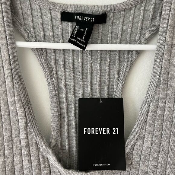 NWT Forever 21 Gray Ribbed Knit Scoop Neck Racer Back Bodysuit - Picture 2 of 3